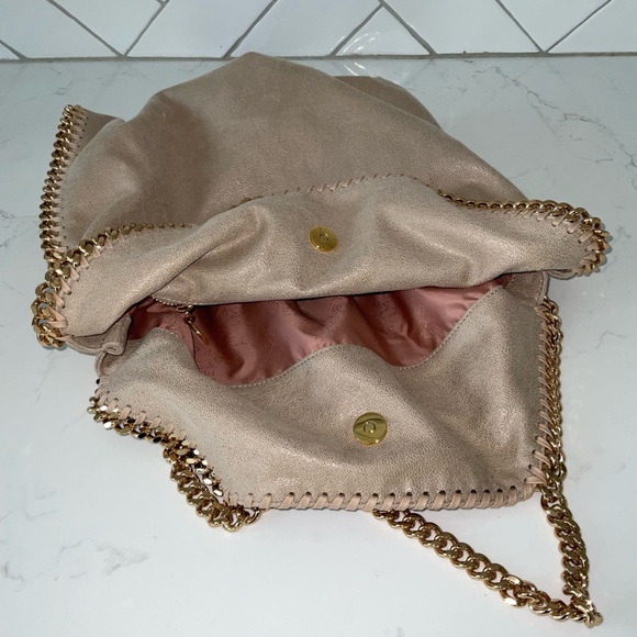 Stella McCartney Falabella Cream Shoulder Bag with Gold Chain - Picture 11 of 16